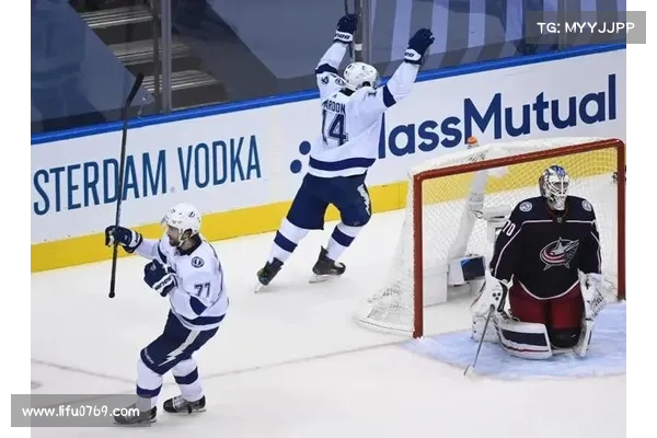 NHL常规赛精彩落幕进球集锦点燃火爆赛季激情时刻 NHL常规赛精彩落幕进球集锦点燃火爆赛季激情时刻
